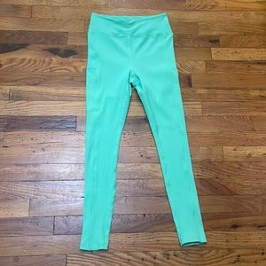 Year Of Ours Ribbed Pocket Leggings size M in color Green Watermelon brand new